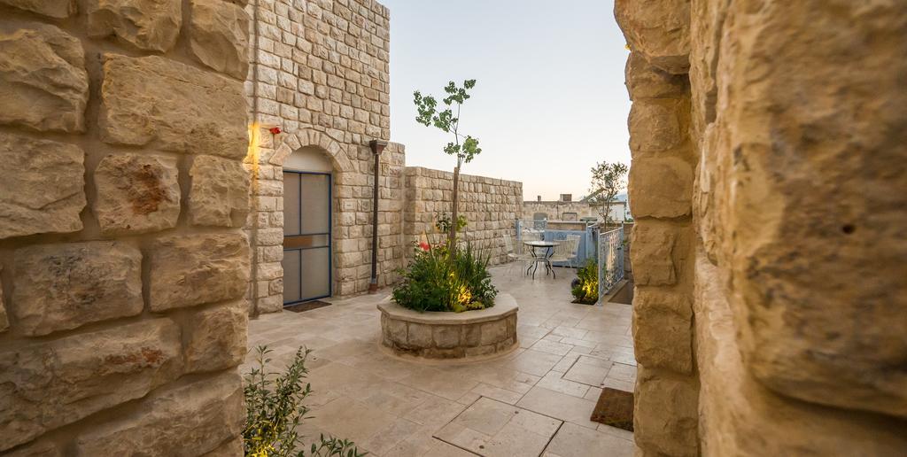 The Way Inn - Boutique Suites Safed Esterno foto